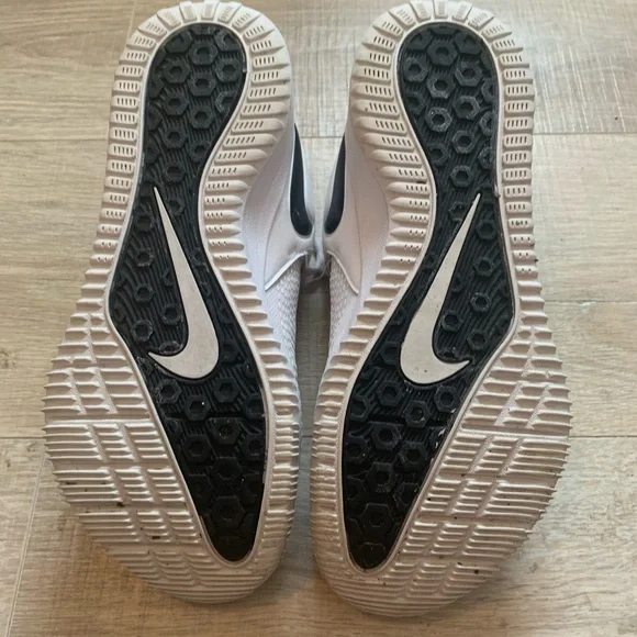 Nike Women’s Zoom Hyperace 2 Shoes - Picture 8 of 12